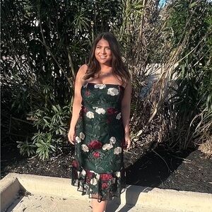 Adelyn Rae Green Strapless Dress with Floral Design🥀XL